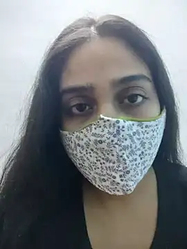 Snapshot of ALIZA_FENDY chatting on 03-27-26, 01:22 ALIZA FENDY online show from 03-27-26, 01:22