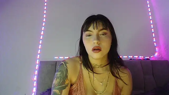 Val Time online show from 06-26-26, 06:56