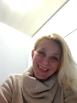 MiaLove183 online show from 04-08-26, 01:11