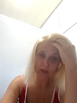 MiaLove183 online show from 07-16-26, 01:39