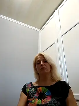 MiaLove183 online show from 08-07-26, 01:24