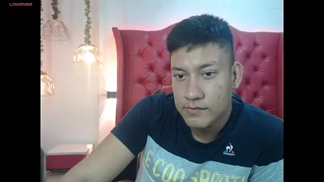 DominantBoy4 online show from 07-09-26, 04:05
