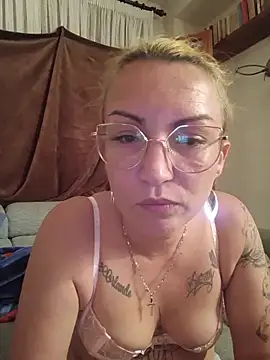 pamela661 online show from 05-12-26, 09:56