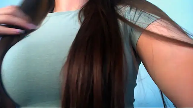 LiaSimss online show from 06-10-26, 08:35