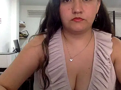 Snapshot of nanaasahi chatting on 04-08-26, 03:34 nanaasahi online show from 04-08-26, 03:34