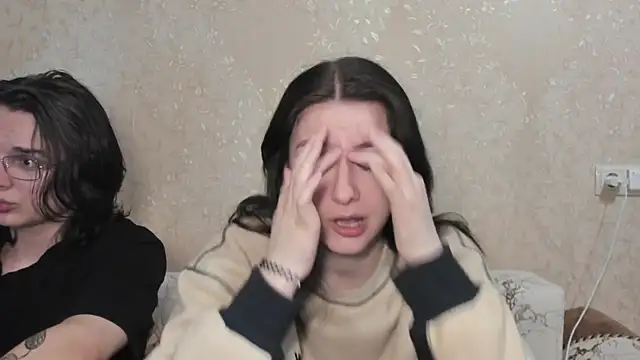 Snapshot of muuur_love231 chatting on 06-18-26, 07:40 muuur love231 online show from 06-18-26, 07:40