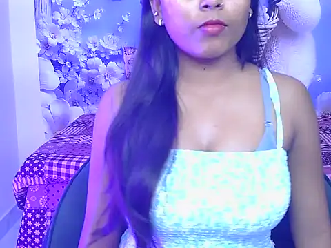 Snapshot of hoty-pinka chatting on 04-07-26, 03:12 hoty-pinka online show from 04-07-26, 03:12