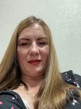 Snapshot of Susan_Wright chatting on 06-06-26, 11:09 Susan Wright online show from 06-06-26, 11:09