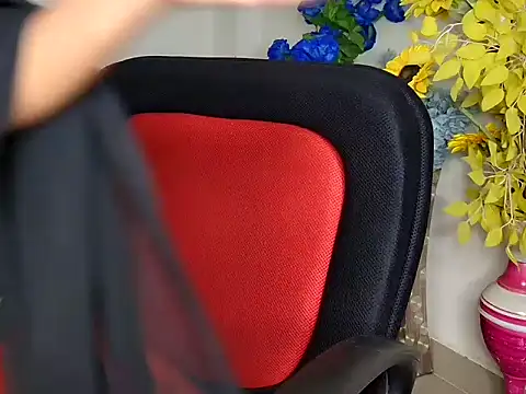 Snapshot of Preety_Baby chatting on 07-03-26, 05:19 Preety Baby online show from 07-03-26, 05:19