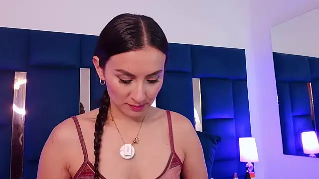 velvetlunaa  online show from 06-11-26, 01:20