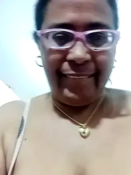 sexymomsn online show from 04-24-26, 11:07