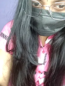 Snapshot of miss_eyekiller12 chatting on 04-17-26, 11:02 miss eyekiller12 online show from 04-17-26, 11:02