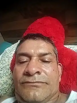 Snapshot of luving75 chatting on 03-22-26, 10:02 luving75 online show from 03-22-26, 10:02