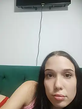 Snapshot of icedrosemarye chatting on 08-02-26, 03:21 icedrosemarye online show from 08-02-26, 03:21