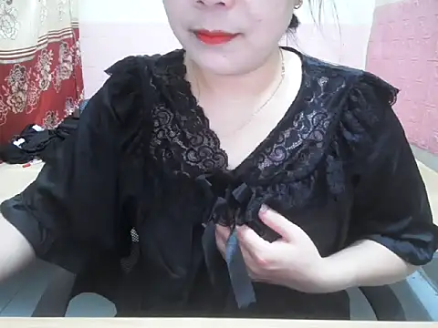 Snapshot of lusa_baby chatting on 06-24-26, 01:54 lusa baby online show from 06-24-26, 01:54