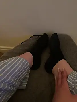 LilouPieds online show from 04-11-26, 10:36