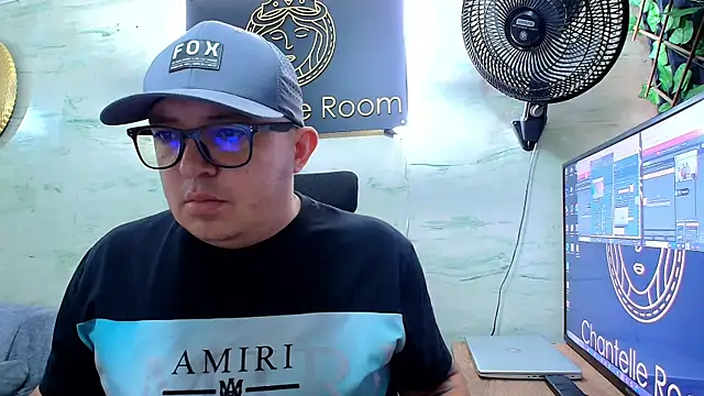 maximo daddy online show from 05-02-26, 11:48