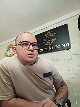 maximo daddy online show from 05-25-26, 04:57
