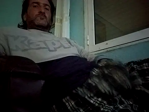Snapshot of DanTrov79 chatting on 04-28-26, 08:14 DanTrov79 online show from 04-28-26, 08:14