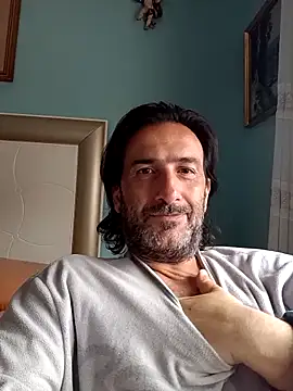 Snapshot of DanTrov79 chatting on 05-03-26, 07:58 DanTrov79 online show from 05-03-26, 07:58