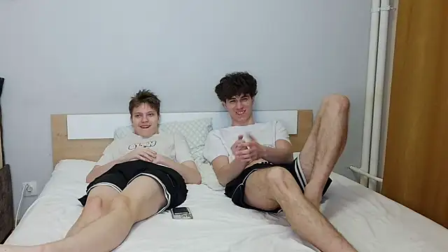 1gay1straight online show from 03-27-26, 10:09