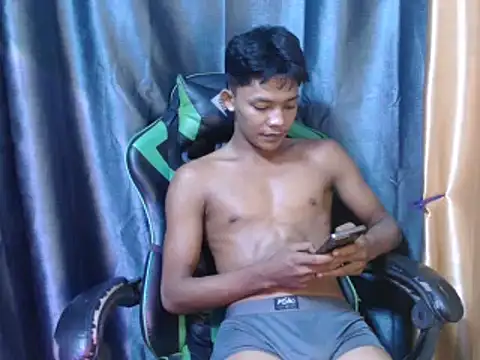 pinoy lowey18 online show from 05-04-26, 03:02