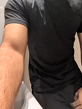 Snapshot of handsome-hunky chatting on 03-31-26, 06:19 handsome-hunky online show from 03-31-26, 06:19