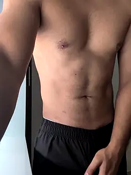 Snapshot of handsome-hunky chatting on 04-18-26, 08:51 handsome-hunky online show from 04-18-26, 08:51