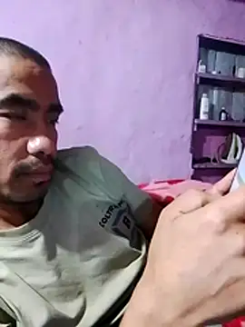 Snapshot of Dertyking chatting on 04-08-26, 03:23 Dertyking online show from 04-08-26, 03:23