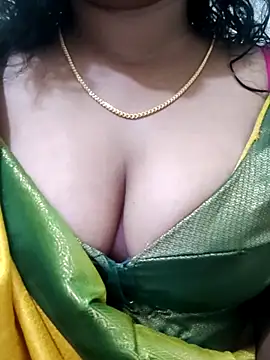 Snapshot of Ramya_456 chatting on 03-31-26, 05:52 Ramya 456 online show from 03-31-26, 05:52