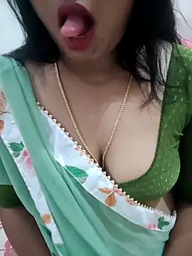 Snapshot of Ramya_456 chatting on 05-12-26, 03:47 Ramya 456 online show from 05-12-26, 03:47