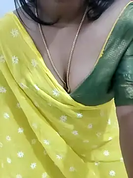 Snapshot of Ramya_456 chatting on 05-13-26, 04:54 Ramya 456 online show from 05-13-26, 04:54