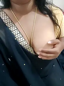 Snapshot of Ramya_456 chatting on 05-21-26, 05:58 Ramya 456 online show from 05-21-26, 05:58