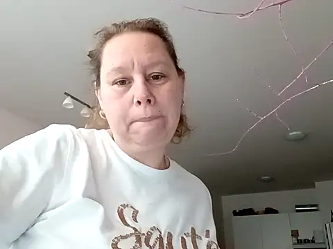 Snapshot of Jahudka47 chatting on 03-24-26, 08:19 Jahudka47 online show from 03-24-26, 08:19