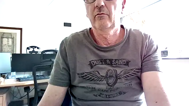 Snapshot of HotLucas66 chatting on 04-20-26, 01:03 HotLucas66 online show from 04-20-26, 01:03
