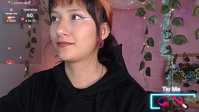 eyes moonn online show from 03-28-26, 11:21