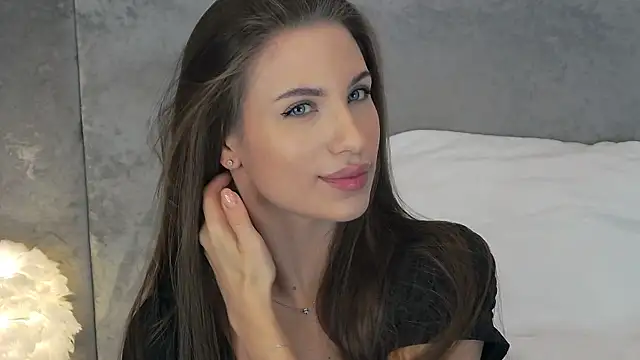 Lana Drake online show from 05-12-26, 05:15