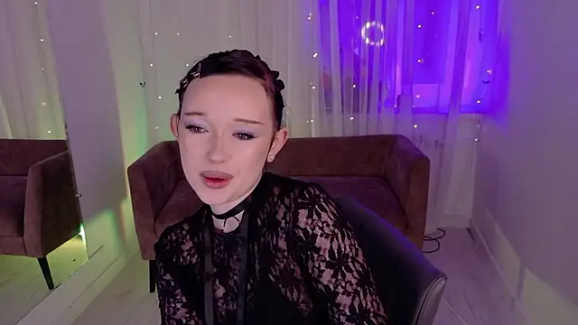 Flora Ray online show from 03-27-26, 01:44