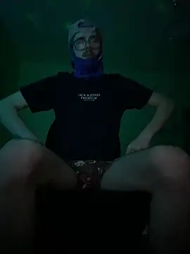 le-couple-en-chaleur  online show from 03-23-26, 09:52