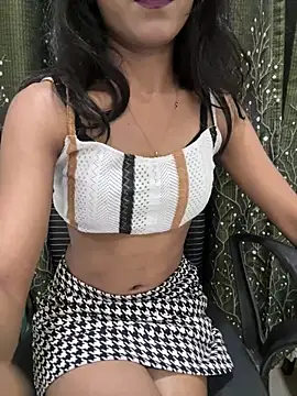Snapshot of Baby_pari1 chatting on 04-06-26, 06:53 Baby pari1 online show from 04-06-26, 06:53