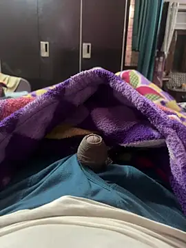 SingleBoy66666 online show from 04-09-26, 07:52