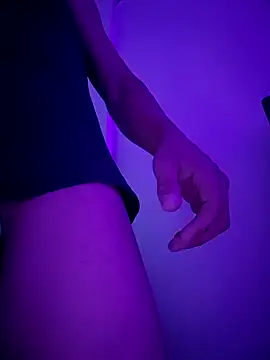 hpcouplee420 online show from 04-20-26, 07:04