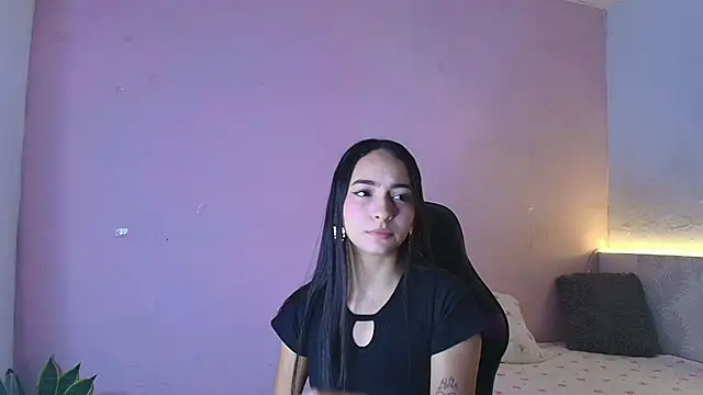 Daphne Rosse online show from 06-16-26, 11:46