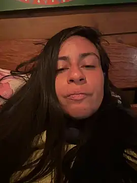 geovanayleo online show from 05-12-26, 10:40