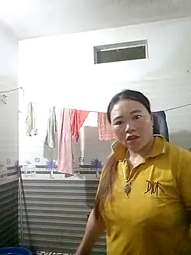 Lily Daisy online show from 03-25-26, 10:38