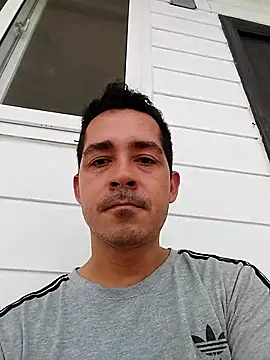 Gabriel leon33 online show from 06-30-26, 06:20