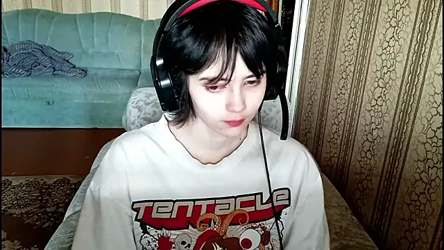 Snapshot of ShaynaLinley chatting on 03-26-26, 10:43 ShaynaLinley online show from 03-26-26, 10:43