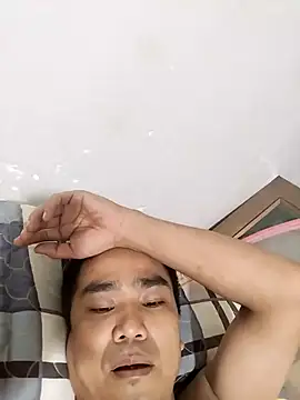 Snapshot of Tinh_love chatting on 04-21-26, 01:42 Tinh love online show from 04-21-26, 01:42