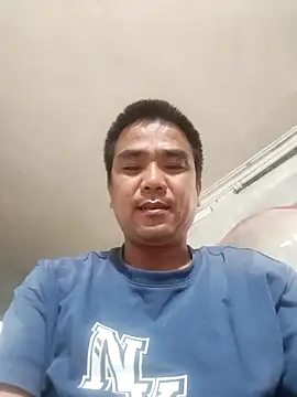 Snapshot of Tinh_love chatting on 04-29-26, 09:13 Tinh love online show from 04-29-26, 09:13