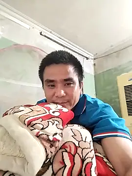 Snapshot of Tinh_love chatting on 05-02-26, 11:37 Tinh love online show from 05-02-26, 11:37